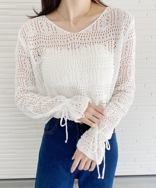 CLEA(クレア)の「クロップドメッシュ編みニット(ニット/セーター・レディース・ホワイト/ブラック/アイボリー・FREE)」の4枚目の写真