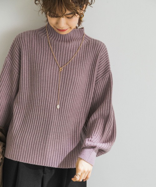 URBAN RESEARCH(アーバンリサーチ)の「【WEB限定】ボトルネックリブニット(ニット/セーター・レディース・チャコールグレー/ミント/モカ/パープル系その他/ライトベージュ・FREE)」の6枚目の写真