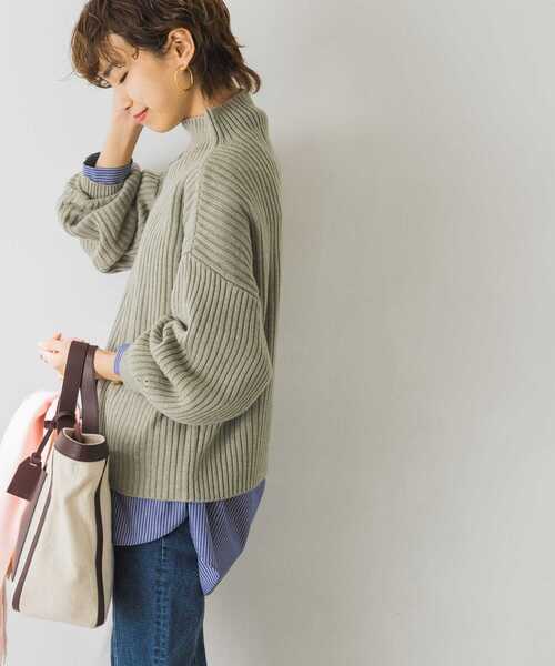 URBAN RESEARCH(アーバンリサーチ)の「【WEB限定】ボトルネックリブニット(ニット/セーター・レディース・チャコールグレー/ミント/モカ/パープル系その他/ライトベージュ・FREE)」の15枚目の写真