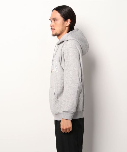 Reebok（リーボック）の「クラシックス バスケットボール フーディー / Classics Basketball Hoodie（パーカー・メンズ・ブラック/ヘザーグレー・X-SMALL/LARGE/MEDIUM/X-LARGE/SMALL/XX-LARGE/XXX-LARGE）」の12枚目の写真