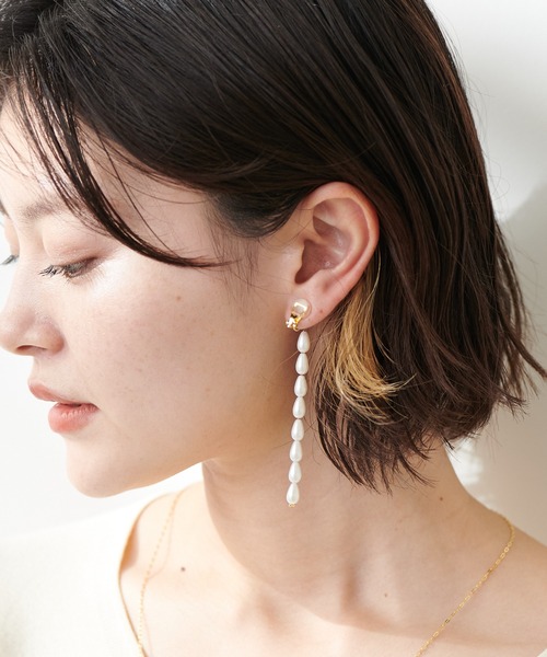 PAPILLONNER(パピヨネ)の「【PAPILLONNER/パピヨネ】パールロングイヤリング(イヤリング・レディース・ゴールド・FREE)」の14枚目の写真