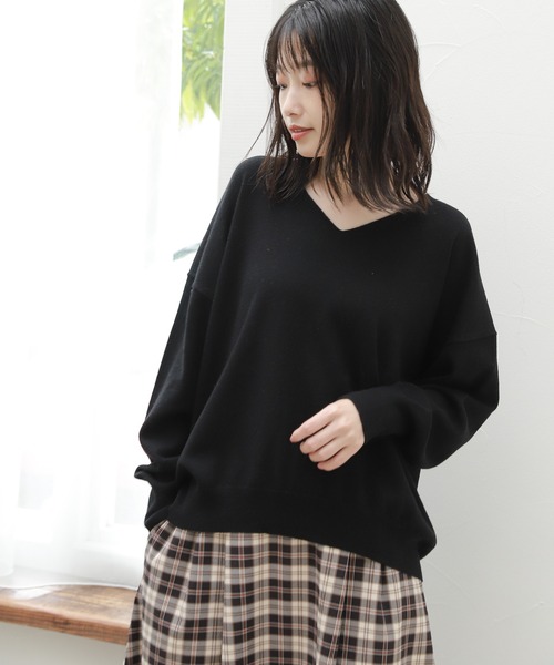 LAKOLE(ラコレ)の「12GコットンウールVネックプルオーバー / 214984(ニット/セーター・レディース・ブラック/オレンジ/グリーン/ブラウン系その他/ライトイエロー・SMALL/MEDIUM)」の6枚目の写真