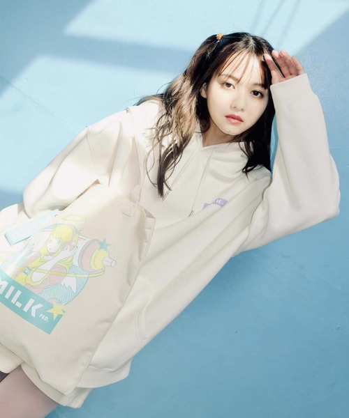 MILKFED.(ミルクフェド)の「MILKFED.×TAIHEI NAMIKAWA SWEAT HOODIE(パーカー・レディース・ブラック/オフホワイト/ライトパープル・ONE SIZE)」の8枚目の写真