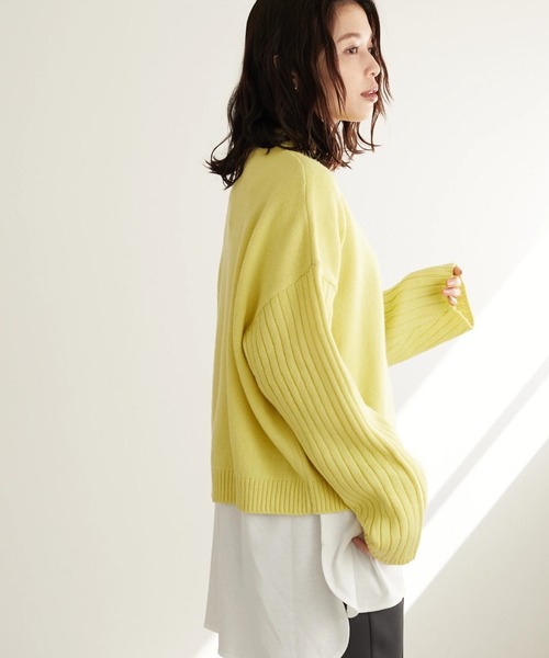 Green　Parks（グリーンパークス）の「ショート丈度詰めプルオーバー＊（ニット/セーター・レディース・ブルー/イエロー/ピンク/ブラック/ライトベージュ/キャメル・FREE）」の4枚目の写真