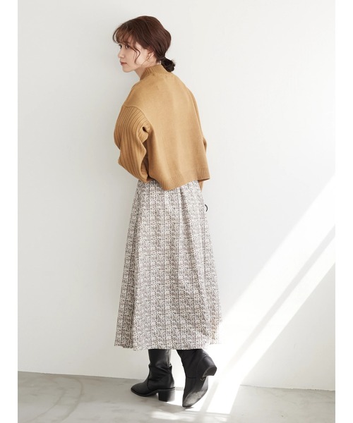 Green　Parks（グリーンパークス）の「ショート丈度詰めプルオーバー＊（ニット/セーター・レディース・ブルー/イエロー/ピンク/ブラック/ライトベージュ/キャメル・FREE）」の11枚目の写真