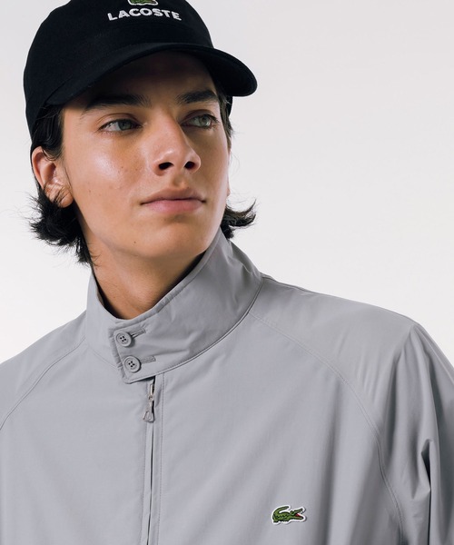 LACOSTE（ラコステ）の「2.5レイヤースイングトップ スタンドジップジャケット / スタンドブルゾン（ブルゾン・メンズ・ブラック/ネイビー/ライトブラウン/サンドベージュ/モスグリーン/キャメル/タン/ダークグリーン/グレー/トップグレー/カーキ/ベージュ/ダークブラウン/チャコールグレー・48/50/52/46/54）」の20枚目の写真