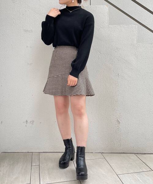 MAJESTIC LEGON（マジェスティックレゴン）の「アシメマーメイドミニスカパン（その他パンツ・レディース・ブラウン系その他2/グレー系その他/ブラック系その他/ブラック・SMALL/MEDIUM）」の8枚目の写真