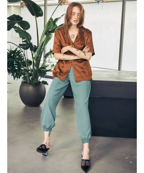 EVRIS(エヴリス)の「ポインテッドメッシュパンプス(パンプス・レディース・ブラック/ブラウン・MEDIUM/LARGE/SMALL)」の18枚目の写真