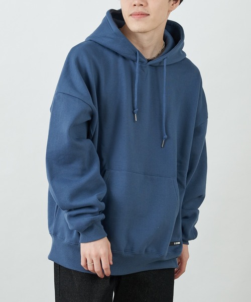 COLONY 2139(コロニートゥーワンスリーナイン)の「シリコンワッペンつき裏起毛BIGパーカー【セットアップ可能】(パーカー・メンズ・ライトグレー/ブルー/チャコールグレー/カーキ/ブラック・MEDIUM/X-LARGE/LARGE)」の5枚目の写真