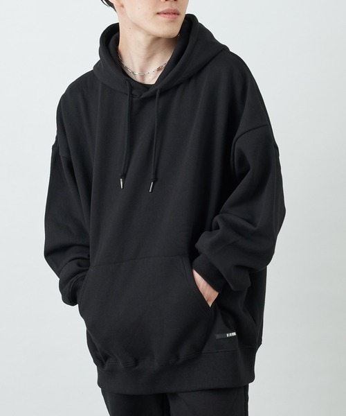 COLONY 2139(コロニートゥーワンスリーナイン)の「シリコンワッペンつき裏起毛BIGパーカー【セットアップ可能】(パーカー・メンズ・ライトグレー/ブルー/チャコールグレー/カーキ/ブラック・MEDIUM/X-LARGE/LARGE)」の10枚目の写真