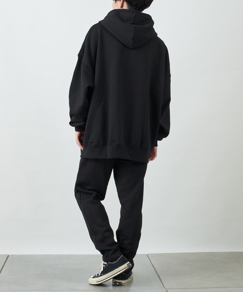 COLONY 2139(コロニートゥーワンスリーナイン)の「シリコンワッペンつき裏起毛BIGパーカー【セットアップ可能】(パーカー・メンズ・ライトグレー/ブルー/チャコールグレー/カーキ/ブラック・MEDIUM/X-LARGE/LARGE)」の16枚目の写真