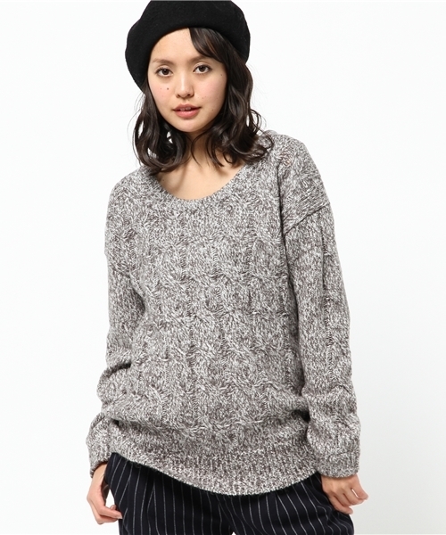 Heather（ヘザー）の「ACNYケーブルニットプルオーバー　558267（ニット/セーター・レディース・グレー系その他/サックスブルー/ライトイエロー・FREE）」の2枚目の写真