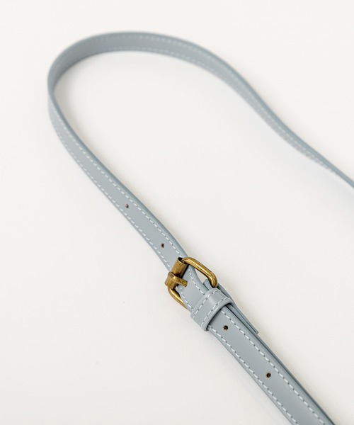 OLIVE des OLIVE(オリーブデオリーブ)の「ビッグバックルショルダー(ショルダーバッグ・レディース・オフホワイト/アイボリー/サックスブルー/ダークブラウン/キャメル・FREE)」の17枚目の写真