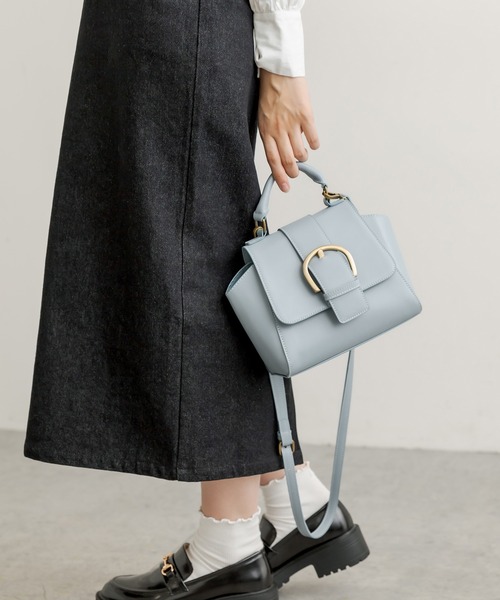 OLIVE des OLIVE(オリーブデオリーブ)の「ビッグバックルショルダー(ショルダーバッグ・レディース・オフホワイト/アイボリー/サックスブルー/ダークブラウン/キャメル・FREE)」の12枚目の写真