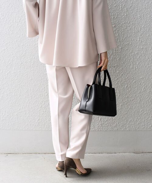 SHIPS（シップス）の「〈手洗い可能〉バックゴムウエストパンツ◆（その他パンツ・レディース・ベージュ/ネイビー・36/38）」の11枚目の写真