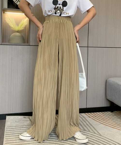 Diosfront（ディオスフロント）の「裾メロウプリーツワイドパンツ（その他パンツ・レディース・ベージュ/グリーン/チャコールグレー/ピンク・M/L）」の5枚目の写真