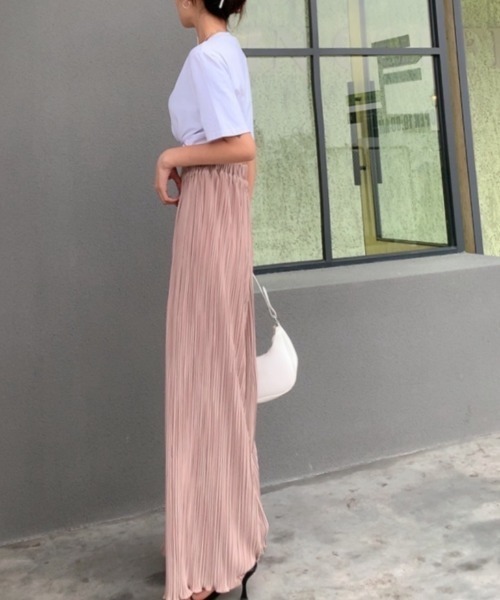 Diosfront（ディオスフロント）の「裾メロウプリーツワイドパンツ（その他パンツ・レディース・ベージュ/グリーン/チャコールグレー/ピンク・M/L）」の12枚目の写真