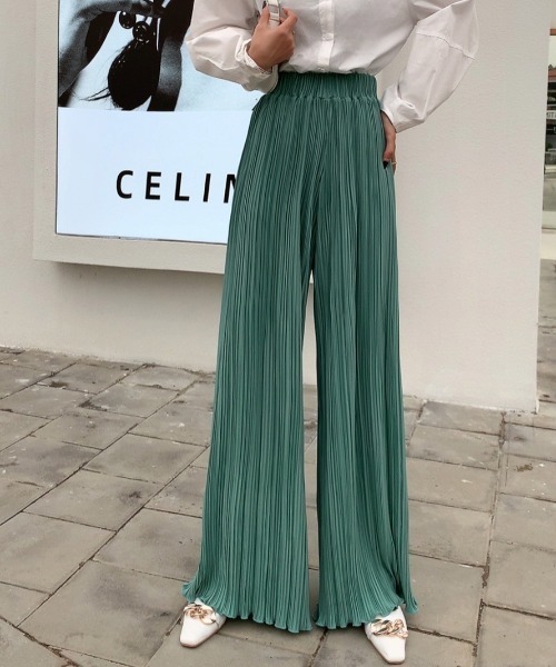 Diosfront（ディオスフロント）の「裾メロウプリーツワイドパンツ（その他パンツ・レディース・ベージュ/グリーン/チャコールグレー/ピンク・M/L）」の15枚目の写真