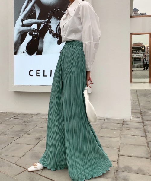 Diosfront（ディオスフロント）の「裾メロウプリーツワイドパンツ（その他パンツ・レディース・ベージュ/グリーン/チャコールグレー/ピンク・M/L）」の18枚目の写真