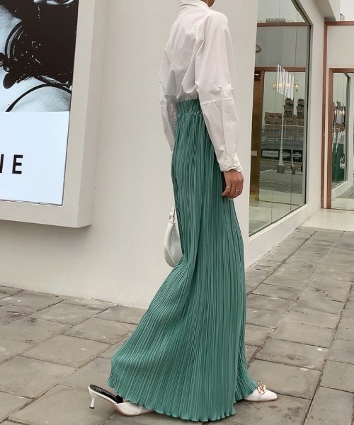 Diosfront（ディオスフロント）の「裾メロウプリーツワイドパンツ（その他パンツ・レディース・ベージュ/グリーン/チャコールグレー/ピンク・M/L）」の20枚目の写真