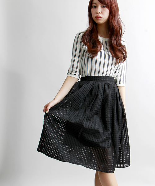 WEGO（ウィゴー）の「WEGO/オーガンジーミディスカート（スカート・レディース・ホワイト/ブラック/ライトパープル・FREE）」の2枚目の写真