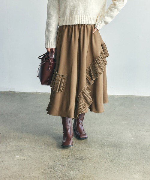 toucher du brise（トゥシェドブリーズ）の「【華やかなボリューム】フリル切替スカート（スカート・レディース・オフホワイト/ブラック/ブラウン・M）」の15枚目の写真