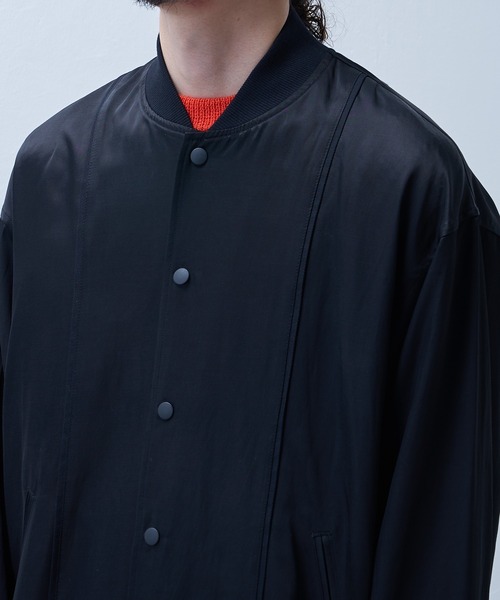 Lui's（ルイス）の「【SILLIS / シリス】 スタジアムジャケット（スタジャン・メンズ・ブラック/グレー・44/46）」の12枚目の写真