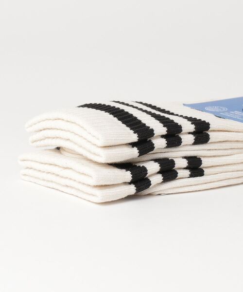 adidas（アディダス）の「ノンダイド クルーソックス ２足組 [NODYE RBD CR 2P] アディダスオリジナルス（ソックス/靴下・メンズ・オフホワイト・SMALL/MEDIUM/LARGE/X-LARGE/kids-XXL）」の2枚目の写真