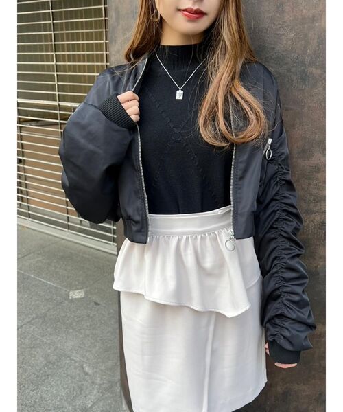 EATME（イートミー）の「クロスローズプレートネックレス（ネックレス・レディース・ブラック/シルバー・FREE）」の8枚目の写真