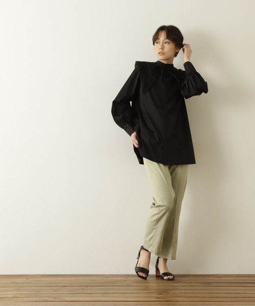 N.（N. Natural Beauty Basic）（エヌエヌナチュラルビューティーベーシック）の「◆レースカラーチュニックブラウス（Tシャツ/カットソー・レディース・ブラック/オフホワイト/ブルー・MEDIUM）」の18枚目の写真