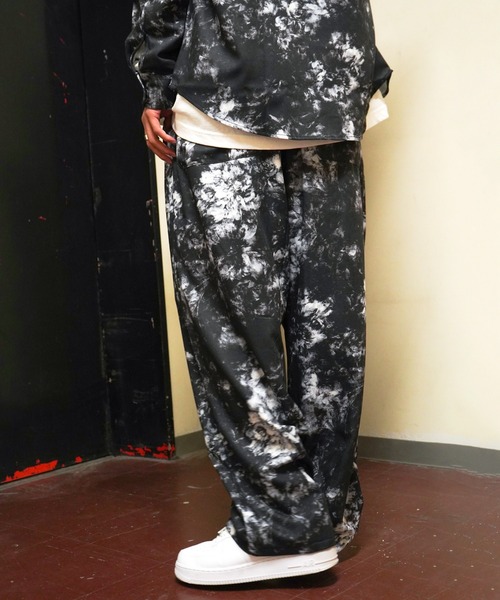 VENCEEXCHANGE（ヴァンスエクスチェンジ）の「【セットアップ可能】とろみジョーゼットバルーンパンツ　　イージーパンツ/ワイドパンツ/SETUP/（その他パンツ・メンズ・チャコールグレー/ブラック/オフホワイト/グリーン・M/L）」の3枚目の写真