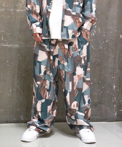 VENCEEXCHANGE（ヴァンスエクスチェンジ）の「【セットアップ可能】とろみジョーゼットバルーンパンツ　　イージーパンツ/ワイドパンツ/SETUP/（その他パンツ・メンズ・チャコールグレー/ブラック/オフホワイト/グリーン・M/L）」の10枚目の写真