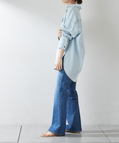 SHENERY（シーナリー）の「テンセルライクBIGデニムシャツ（シャツ/ブラウス・レディース・ライトブルー/ブルー・FREE）」の12枚目の写真