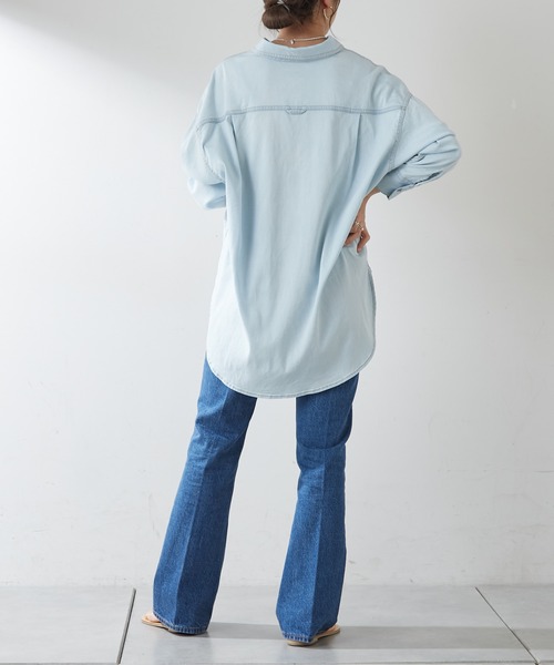 SHENERY（シーナリー）の「テンセルライクBIGデニムシャツ（シャツ/ブラウス・レディース・ライトブルー/ブルー・FREE）」の15枚目の写真