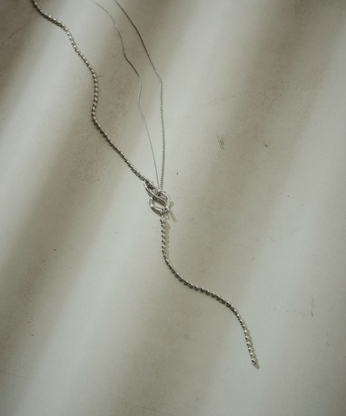 prose verse（プロズヴェール）の「マンテルY字ネックレス（ネックレス・レディース・シルバー/ゴールド・ﾌﾘ-）」の3枚目の写真