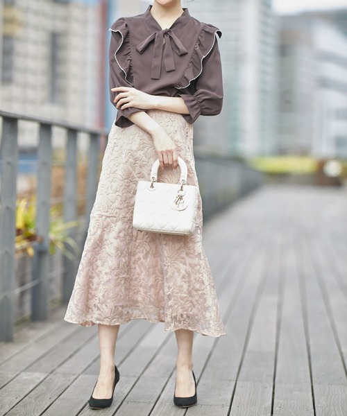 tocco closet（トッコ　クローゼット）の「配色ライン入りラッフルフリルボウタイリボンブラウス（シャツ/ブラウス・レディース・ネイビー/オフホワイト/チャコール・M）」の9枚目の写真