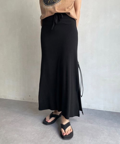 CAPRICIEUX LE'MAGE（カプリシューレマージュ）の「【AgAwd/アガウド】リラックススカート（スカート・レディース・ブラック/ベージュ・FREE）」の2枚目の写真