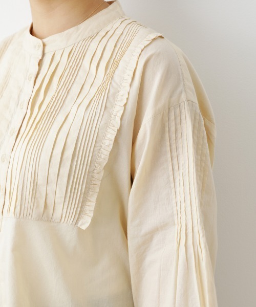 RODEO CROWNS WIDE BOWL(ロデオクラウンズワイドボウル)の「ピンタック袖ボリュームシャツ(シャツ/ブラウス・レディース・ホワイト/ブラック/イエロー・FREE)」の12枚目の写真