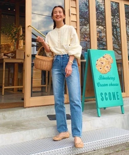 RODEO CROWNS WIDE BOWL(ロデオクラウンズワイドボウル)の「ピンタック袖ボリュームシャツ(シャツ/ブラウス・レディース・ホワイト/ブラック/イエロー・FREE)」の22枚目の写真