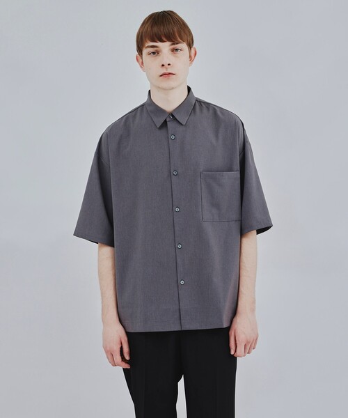 tk.TAKEO KIKUCHI(ティーケータケオキクチ)の「◆COOL MAX(R)ポリトロ抗菌BIGシャツ(シャツ/ブラウス・メンズ・ブラック/ダークブラウン/ベージュ/グレー系4・01/02/03/04)」の3枚目の写真
