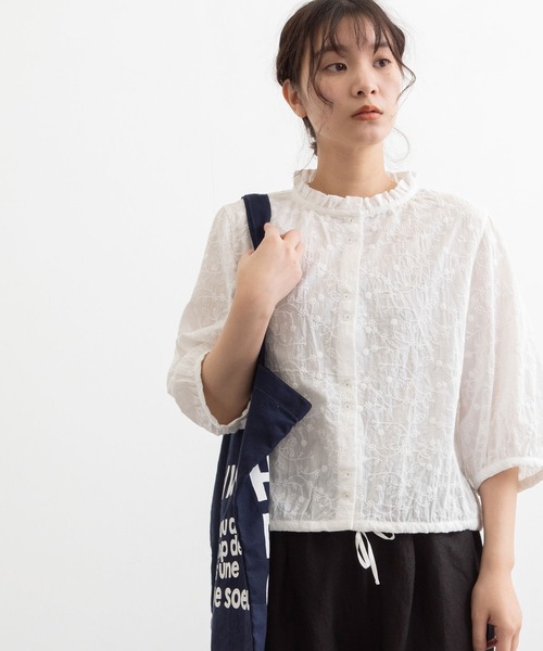 POU DOU DOU(プードゥドゥ)の「エンブロイダリー・ドット フリル衿5分袖ブラウス(シャツ/ブラウス・レディース・オフホワイト/ブラック/ベージュ・3)」の21枚目の写真