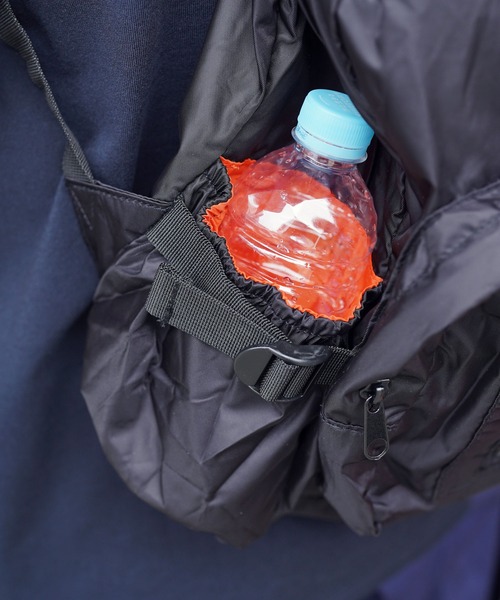 ROTHCO(ロスコ)の「Rothco / ロスコ MA-1 Bomber Backpack ボンバー バックパック(バックパック/リュック・メンズ・ブラック/オリーブ・FREE)」の5枚目の写真