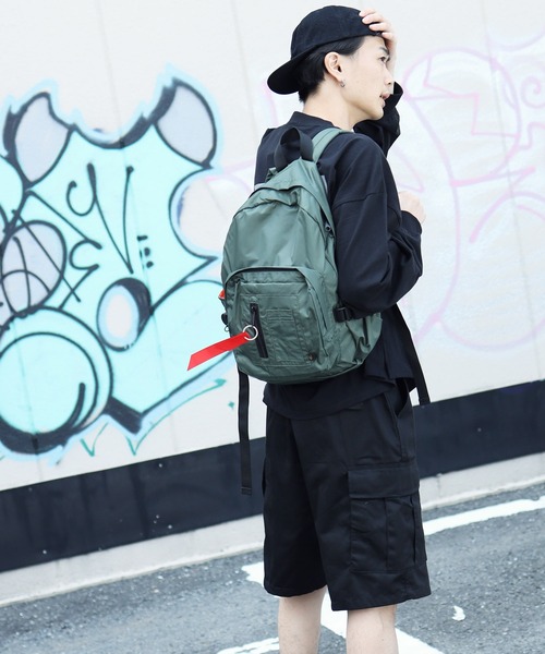 ROTHCO(ロスコ)の「Rothco / ロスコ MA-1 Bomber Backpack ボンバー バックパック(バックパック/リュック・メンズ・ブラック/オリーブ・FREE)」の11枚目の写真