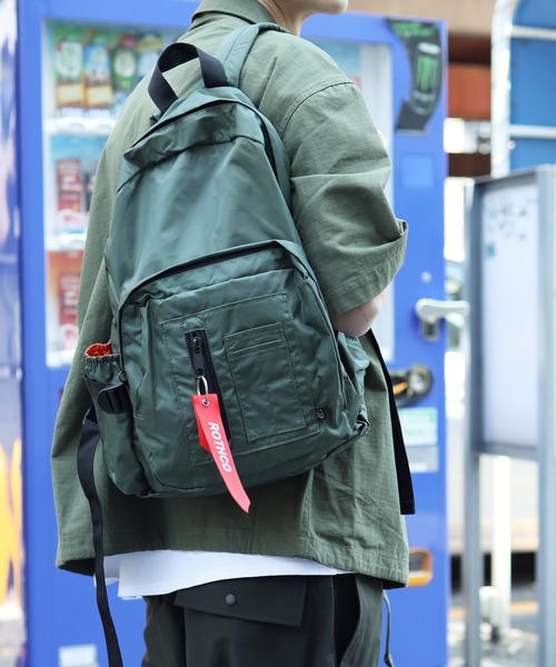 ROTHCO(ロスコ)の「Rothco / ロスコ MA-1 Bomber Backpack ボンバー バックパック(バックパック/リュック・メンズ・ブラック/オリーブ・FREE)」の13枚目の写真
