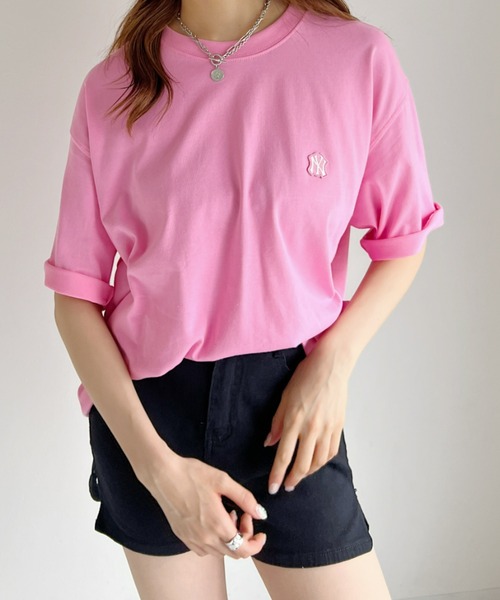 MLB Korea（エムエルビーコリア）の「MLB Korea(エムエルビーコリア)/オーバーサイズ ベーシック スモール ロゴ Tシャツ（Tシャツ/カットソー・レディース・ホワイト/ブラック/パープル/ピンク・M/L/XL）」の12枚目の写真