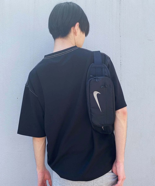 NIKE（ナイキ）の「【NIKE/ナイキ】ナイキ ランヒップパックランニングウエストポーチ（ボディバッグ/ウエストポーチ・メンズ・ブラック・FREE）」の5枚目の写真