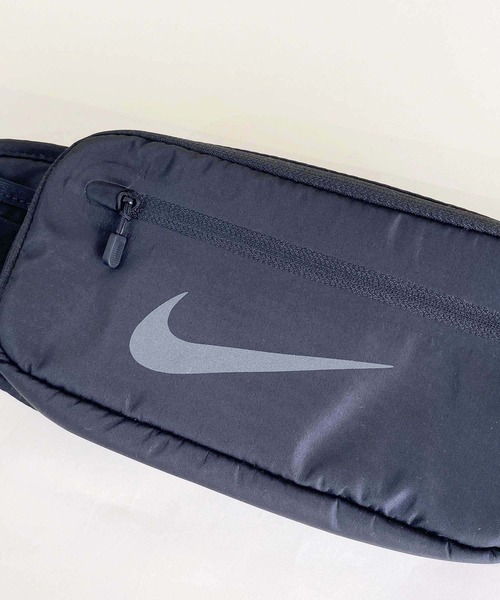 NIKE（ナイキ）の「【NIKE/ナイキ】ナイキ ランヒップパックランニングウエストポーチ（ボディバッグ/ウエストポーチ・メンズ・ブラック・FREE）」の7枚目の写真