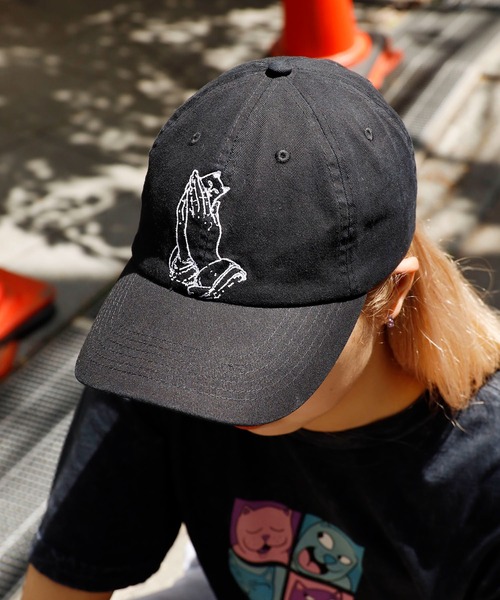 RIPNDIP（リップンディップ）の「RIPNDIP/リップンディップ PRAYING HANDS DAD HAT キャップ（キャップ・メンズ・ブラック・FREE）」の11枚目の写真