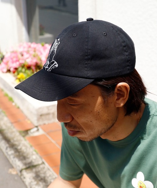 RIPNDIP（リップンディップ）の「RIPNDIP/リップンディップ PRAYING HANDS DAD HAT キャップ（キャップ・メンズ・ブラック・FREE）」の15枚目の写真