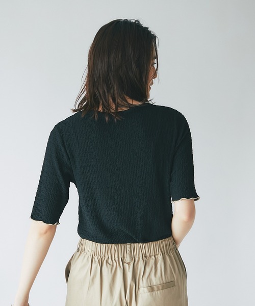 un dix cors（アンディコール）の「インナーに大活躍　ボートネック配色メロウプルオーバー（Tシャツ/カットソー・レディース・ブラック/オフホワイト/オレンジ・FREE）」の16枚目の写真